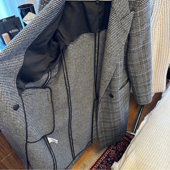 BCBG MaxAzria black and white houndstooth wool blend coat sz L - Picture 3 of 7